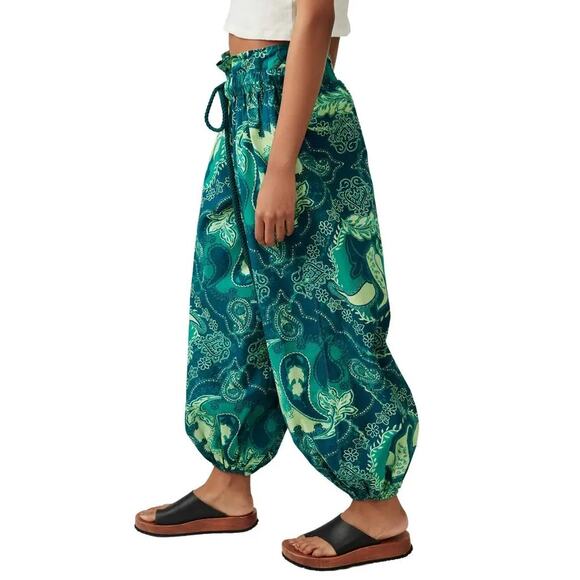 Free People Afterglow Paisley Woven Joggers Pants Lagoon Combo Size Small - Picture 2 of 11